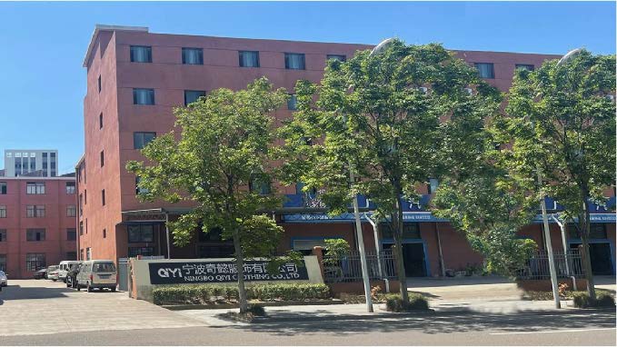 Cad a Dhéanann Monaróir Iontaofa Ócáideach agus Éadaí Spóirt i Margadh an Lae Inniu